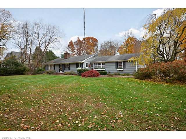 536 Huntington St, Shelton, CT 06484 - photo 1