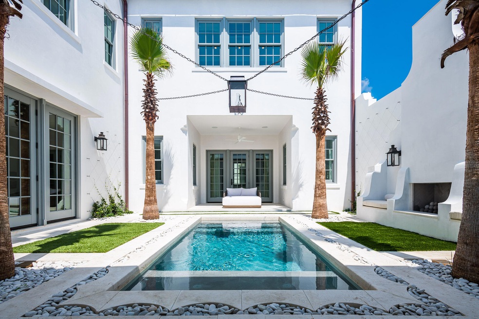 Courtyard View