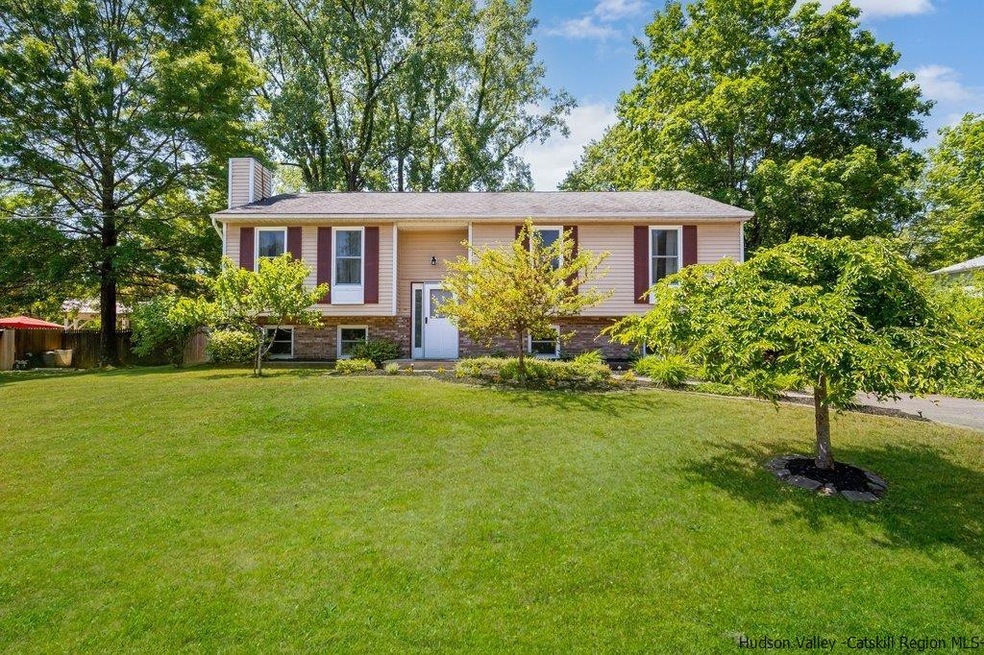 6 Cathy Jo Place, Accord, NY 12404 - photo 1