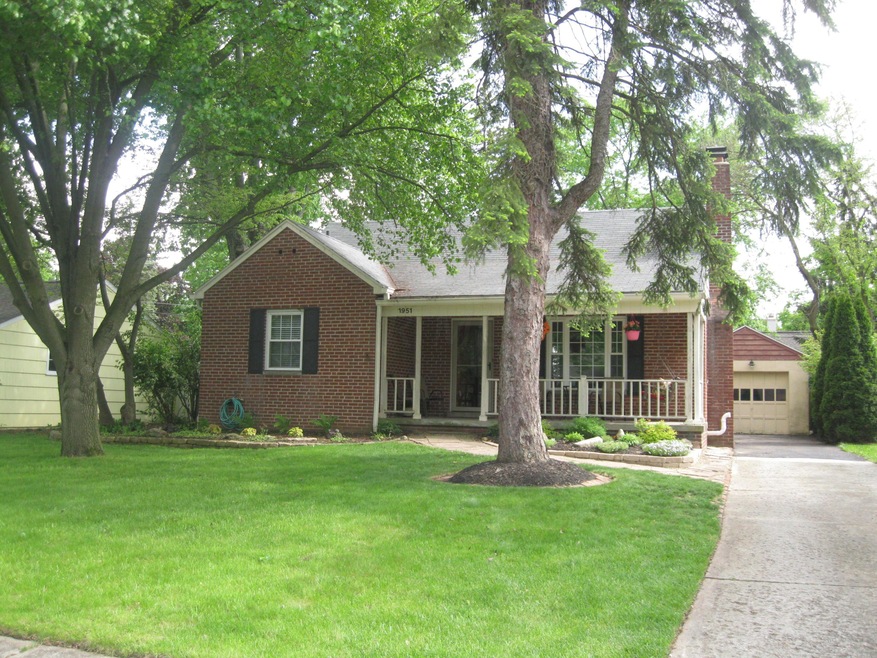 1951 Jervis Rd
