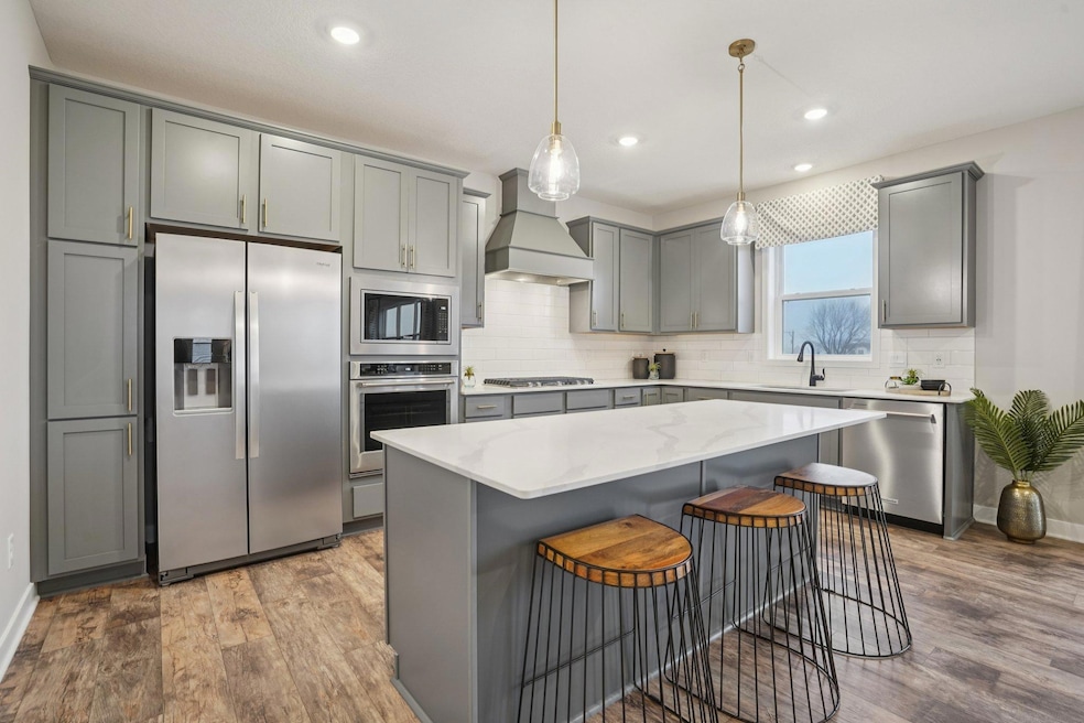 1741 Oak Creek Pass, Chaska, MN 55318 - photo 1