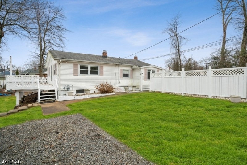 231 Maple Ave, South Bound Brook, NJ 08880 - photo 1