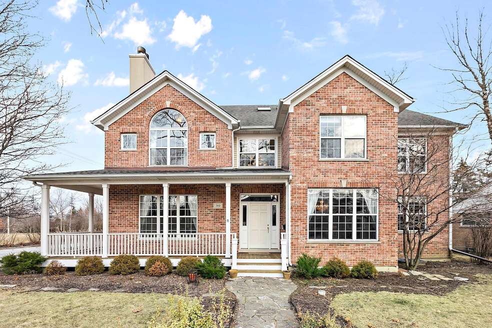 749 Elmgate Dr, Glenview, IL 60025 - photo 1