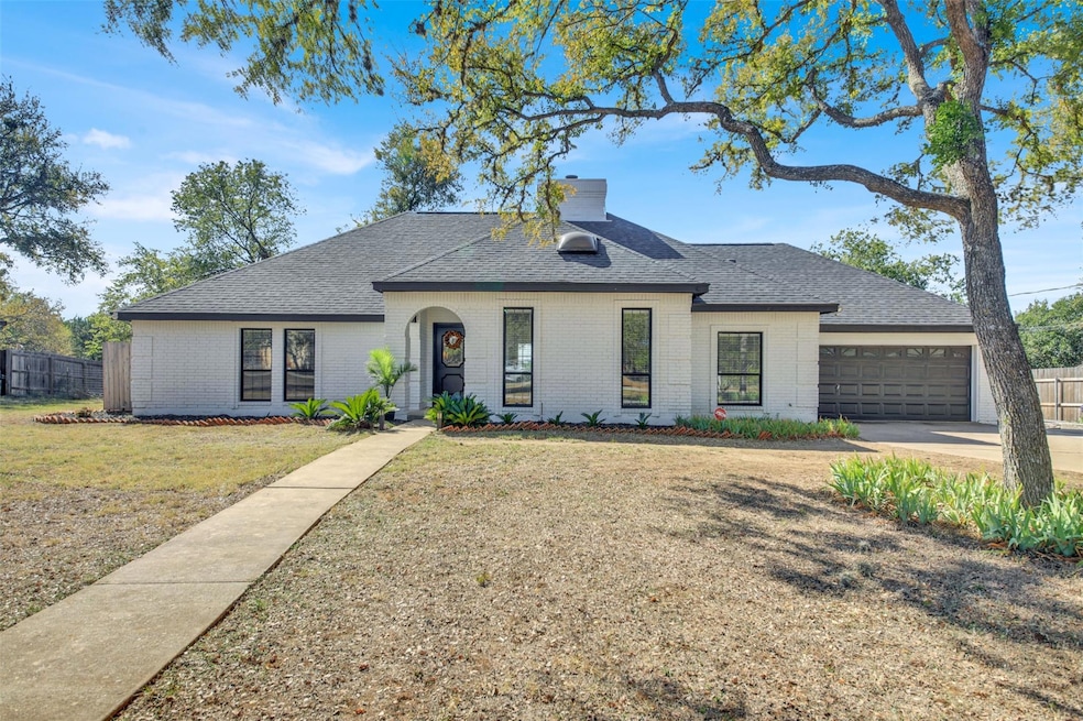 729 Mountain View Dr, San Marcos, TX 78666 - photo 1