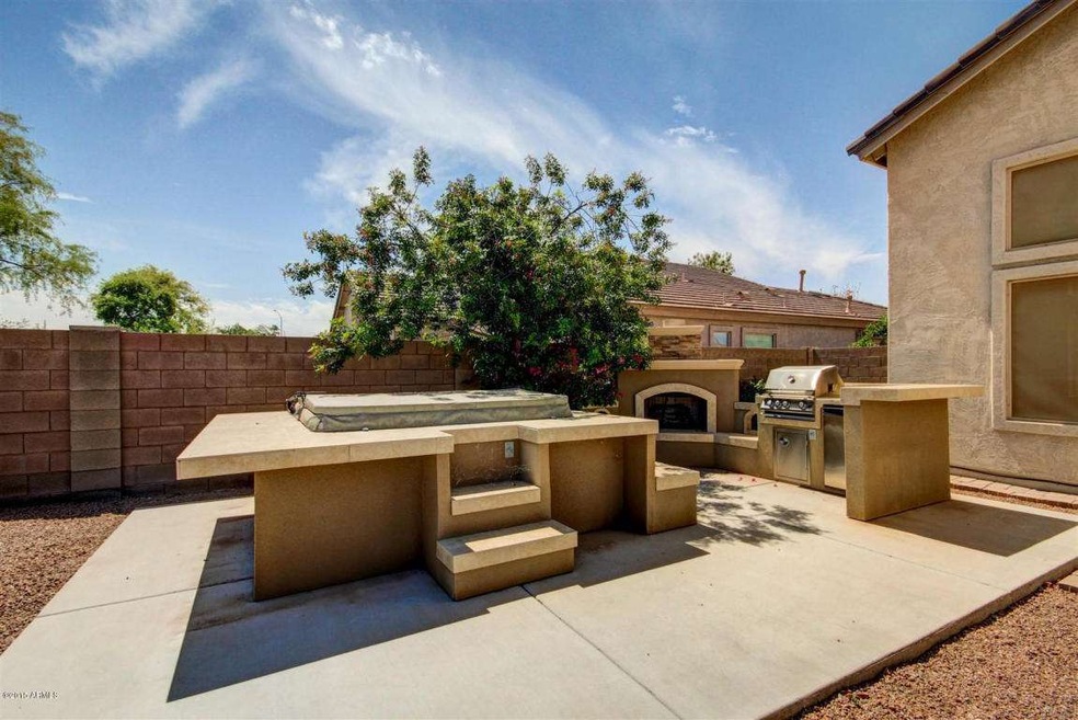 2841 S Esmeralda Cir, Mesa, AZ 85212 - photo 1