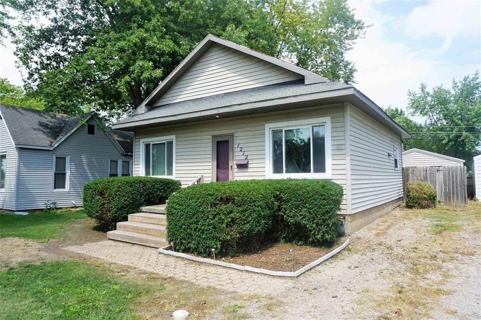 1212 Broadway St, Lincoln, IL 62656 - photo 1