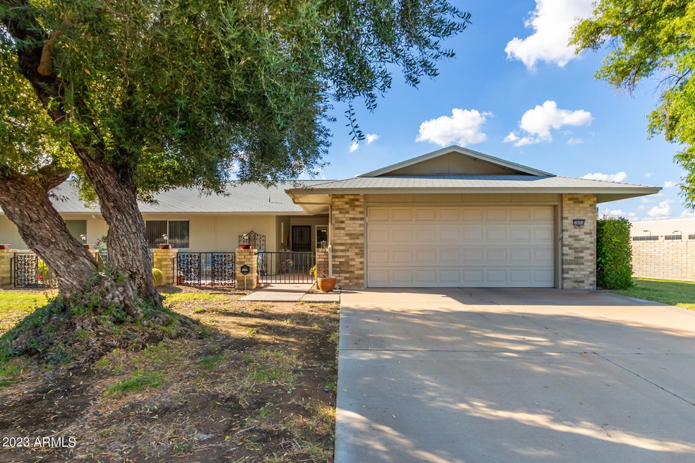 18454 N Conestoga Dr, Sun City, AZ 85373 - photo 1