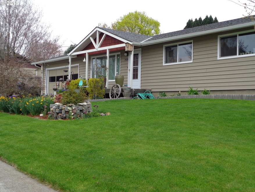 3428 Royal Crest Dr E, the Dalles, OR 97058 - photo 1