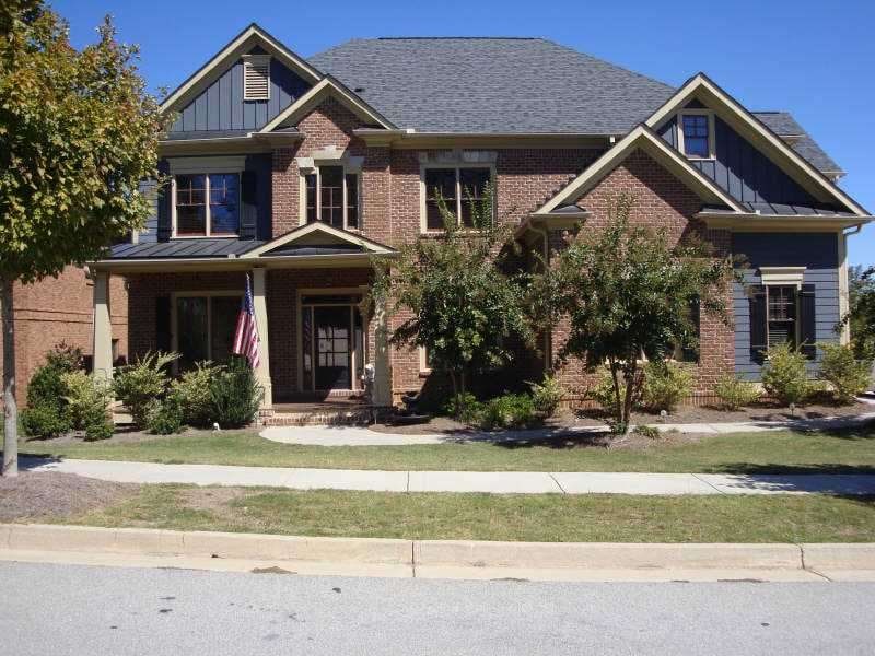 Exterior Front. A Must See! Only Minutes To Lake Lanier, Buford Dam, Boating Ramps,and Parks