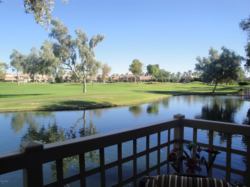 WATER/GOLF VIEW