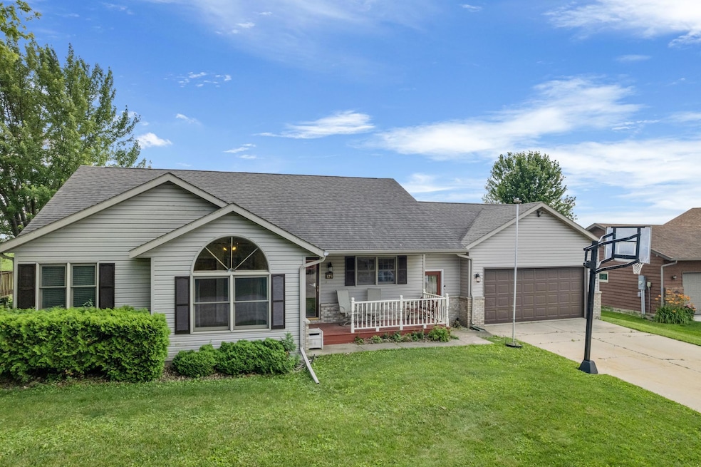 For Sale $275,000 • Co-Listing Agent
