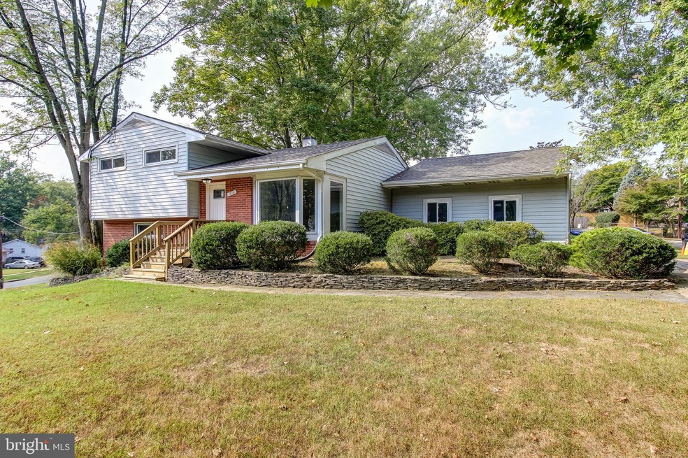 13110 Turkey Branch Pkwy, Rockville, MD 20853 - photo 1