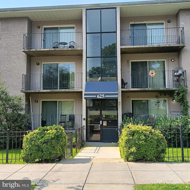 For Sale $77,100 • Co-Listing Agent