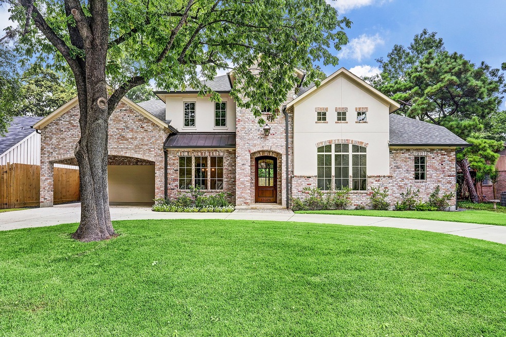 13026 Memorial Dr, Houston, TX 77079 - photo 1