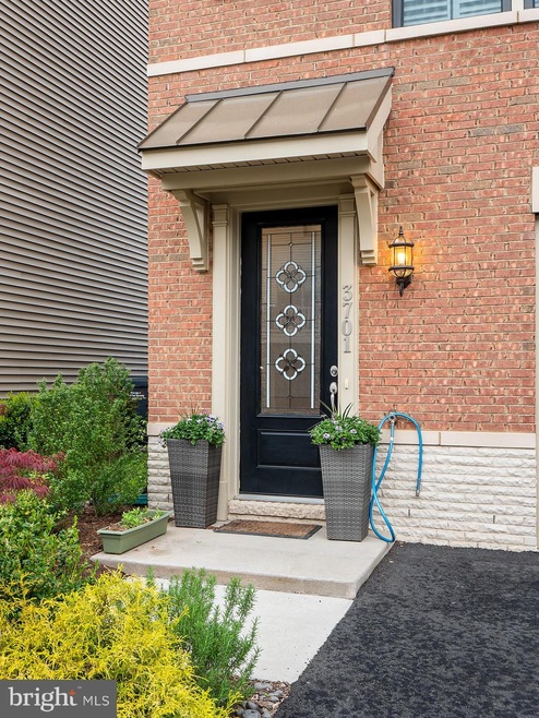 3701 Ambrose Hills Rd, Falls Church, VA 22041 - photo 1