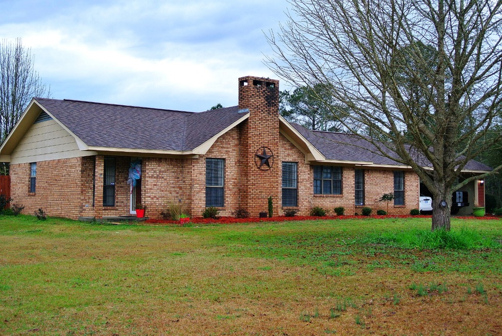 30 Calhoun Rd, Laurel, MS 39443 - photo 1