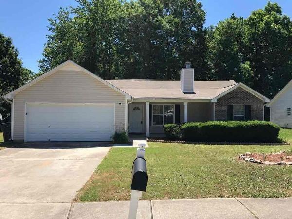 328 Kellys Walk, Locust Grove, GA 30248 - photo 1