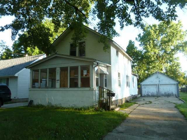 410 W Berry Ave, Lansing, MI 48910 - photo 1