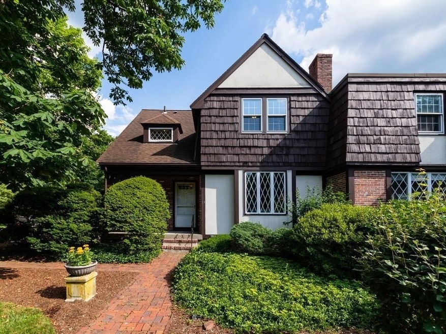 17 Brook St unit 19, Wellesley, MA 02482 - photo 1