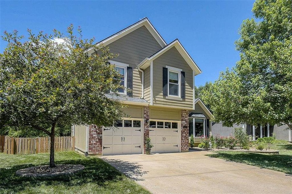 4720 Chouteau St, Shawnee, KS 66226 - photo 1