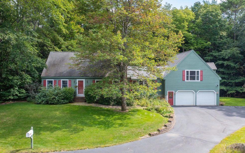 28 Rankin St, Springvale, ME 04083 - photo 1