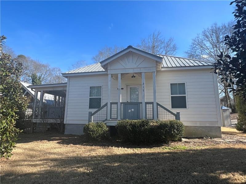 217 Enota Ave NW, Gainesville, GA 30501 - photo 1