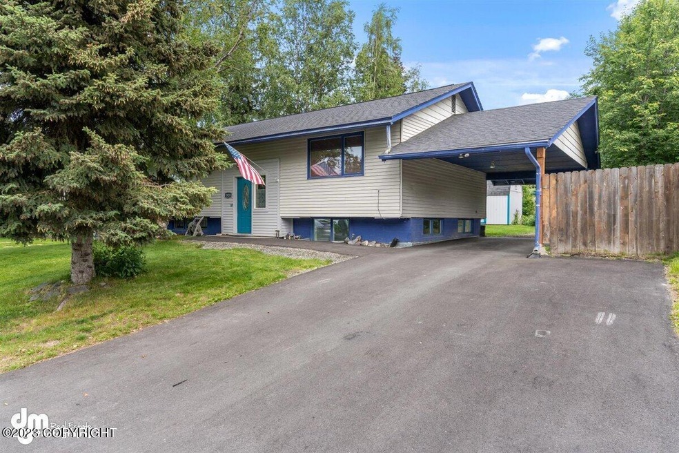 42-Front Exterior_ELI05859