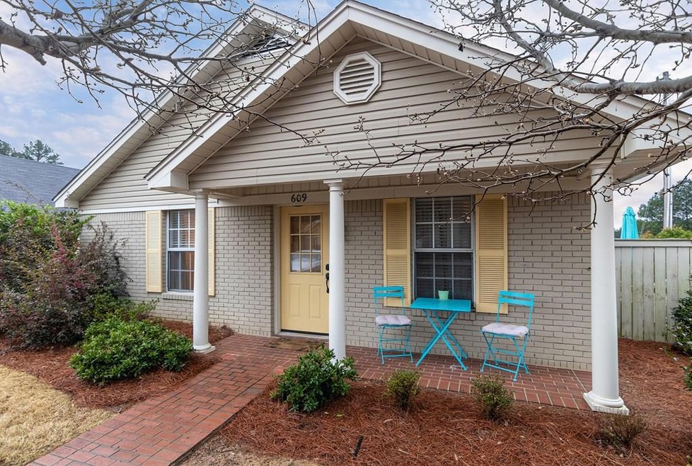 609 Huntington Place, Oxford, MS 38655 - photo 1