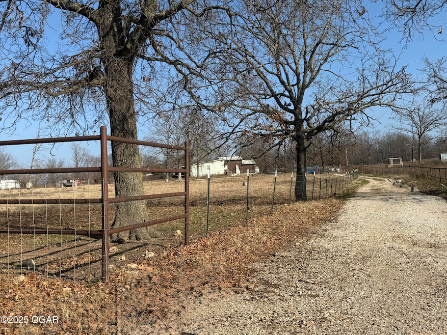 6297 State Route 43, Seneca, MO 64865 - photo 1