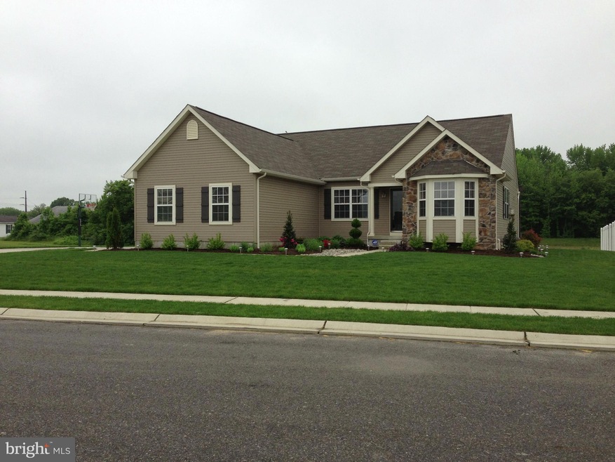 31 Granite Ln, Penns Grove, NJ 08069 - photo 1