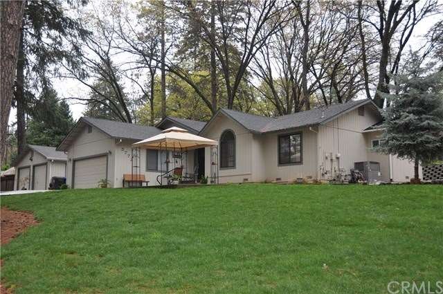 Gorgeous home peaceful setting.