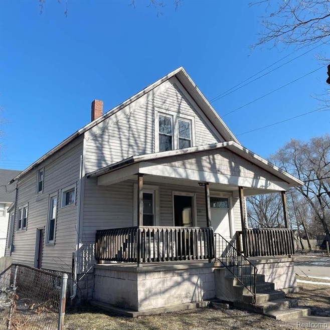 1103 Howard St, Port Huron, MI 48060 - photo 1