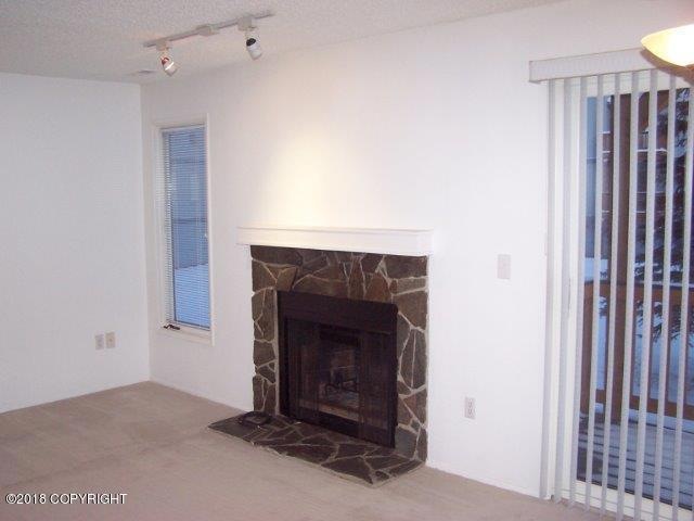 2300 Sentry Dr unit E-105, Anchorage, AK 99507 - photo 1