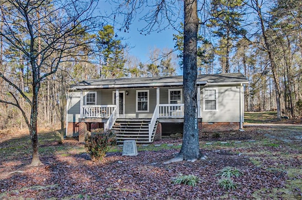 4102 & 4104 Duffers Ln, Greensboro, NC 27407 - photo 1