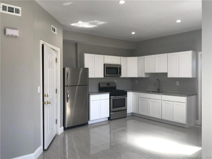 336 Saint John St unit 2R, New Haven, CT 06511 - photo 1