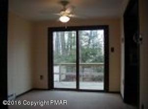 1779 Rolling Hills Dr, Tobyhanna, PA 18466 - photo 1