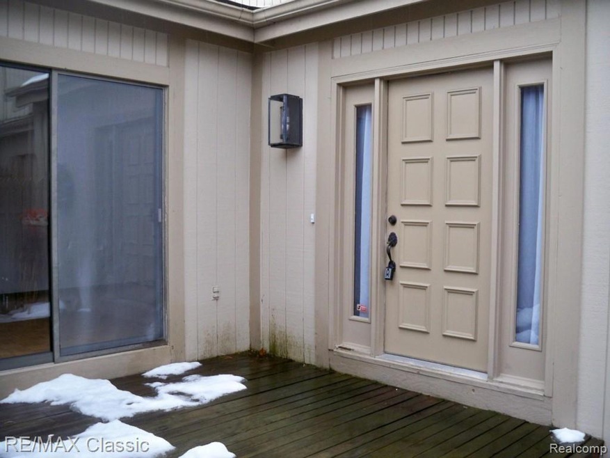Front Enterance 5327 Potomac