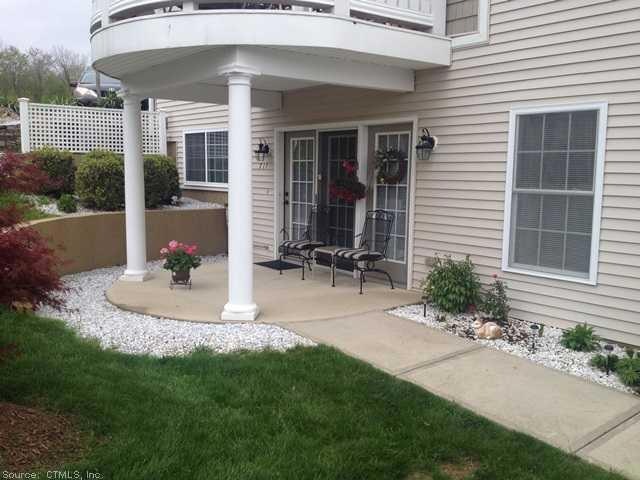 711 Pine Hill Blvd unit 711, Plymouth, CT 06782 - photo 1