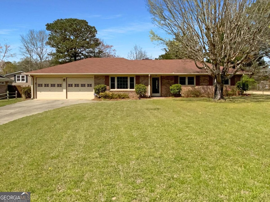 202 Brown Acres Rd, Griffin, GA 30224 - photo 1