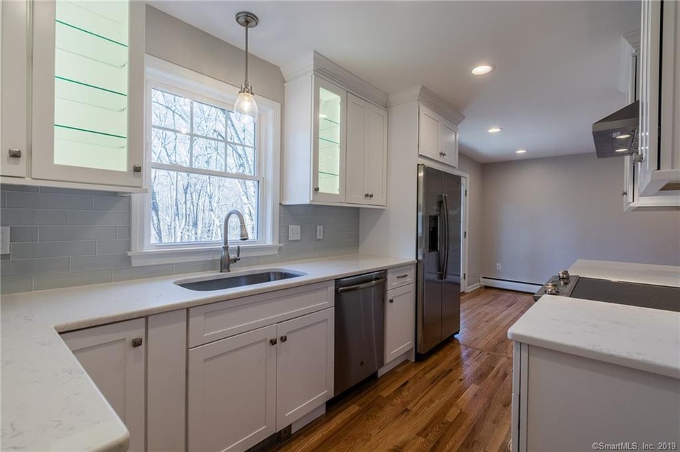 14 Saunders Hollow Rd, Old Lyme, CT 06371 - photo 1