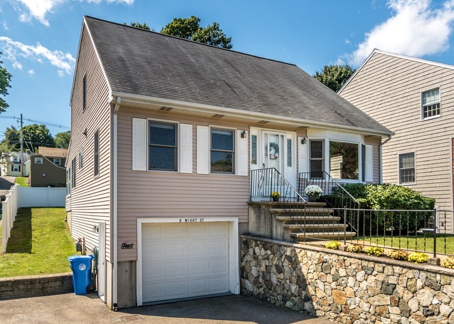 8 Wight St, Waltham, MA 02452 - photo 1