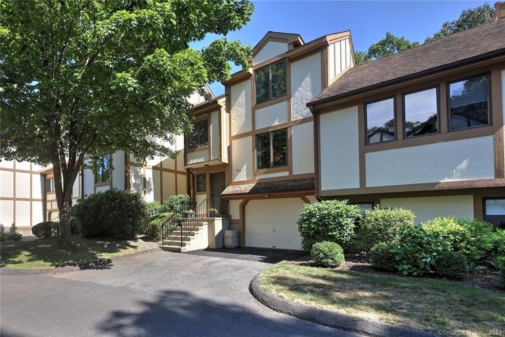 690 Forest Rd unit 613, West Haven, CT 06516 - photo 1