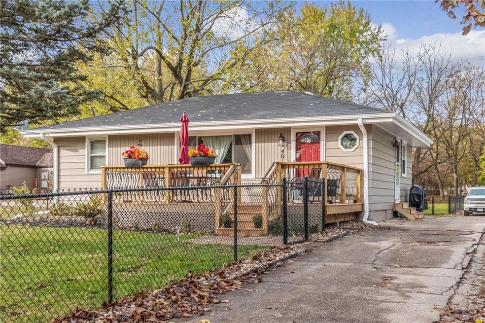 4016 E 28th St, Des Moines, IA 50317 - photo 1