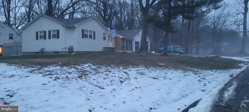 1908 Mckee Ave, Woodbury, NJ 08096 - photo 1