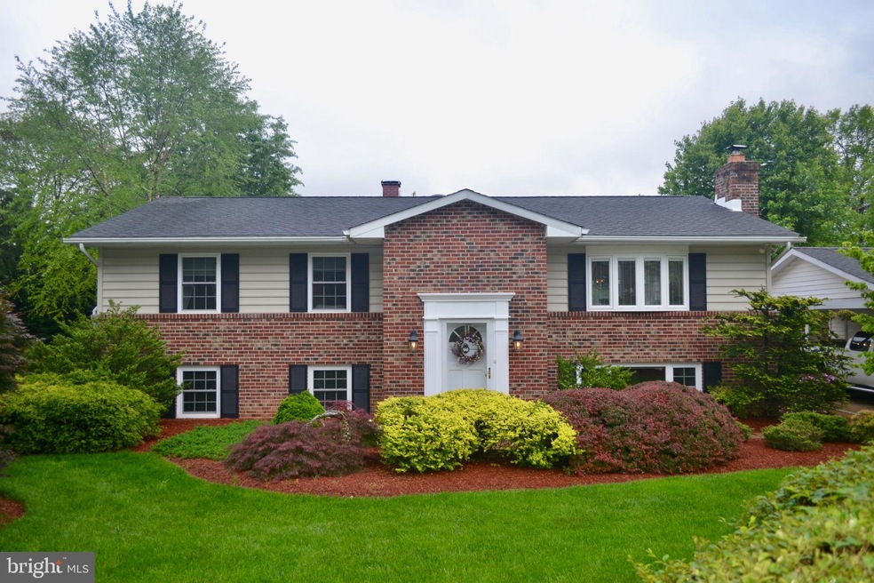 2101 Curtis Ct, Sykesville, MD 21784 - photo 1