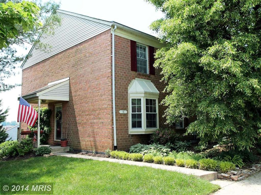 18 Hamlet Dr, Owings Mills, MD 21117 - photo 1