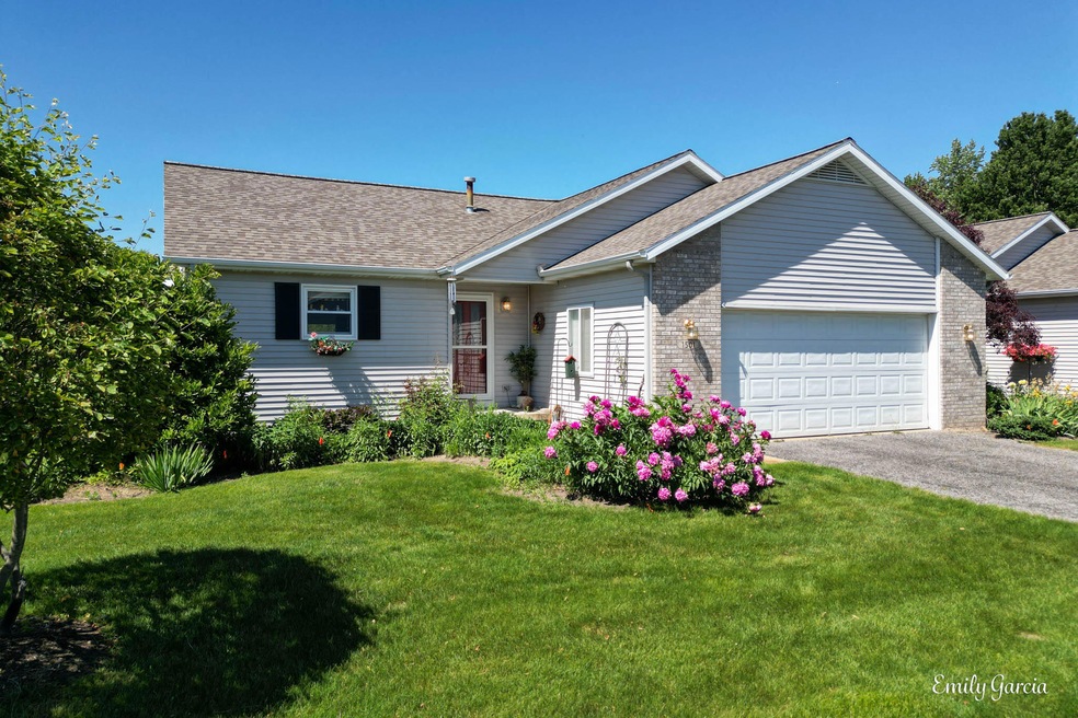 1501 Dexter Dr SW unit 35, Byron Center, MI 49315 - photo 1