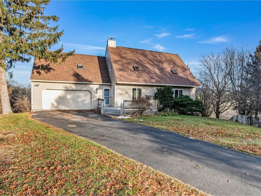 34 Knoll Cir, South Burlington, VT 05403 - photo 1