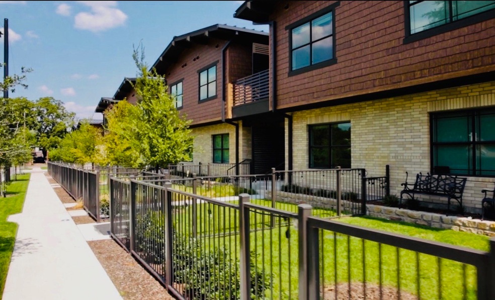 5601 Belmont Ave unit 104, Dallas, TX 75206 - photo 1