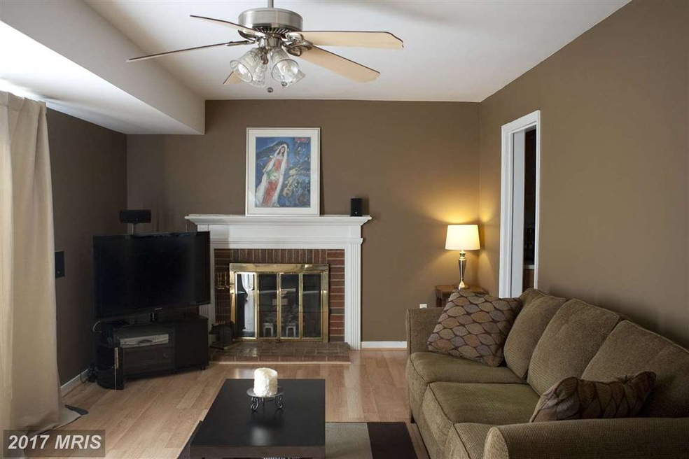 160 Leeds Ct W, Warrenton, VA 20186 - photo 1